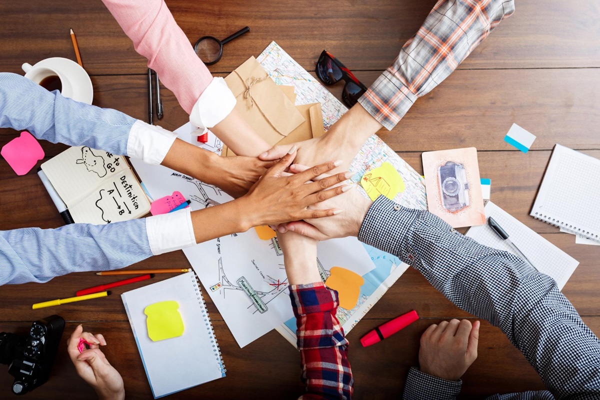 7 Best Internal Collaboration Tools to Improve Efficiency